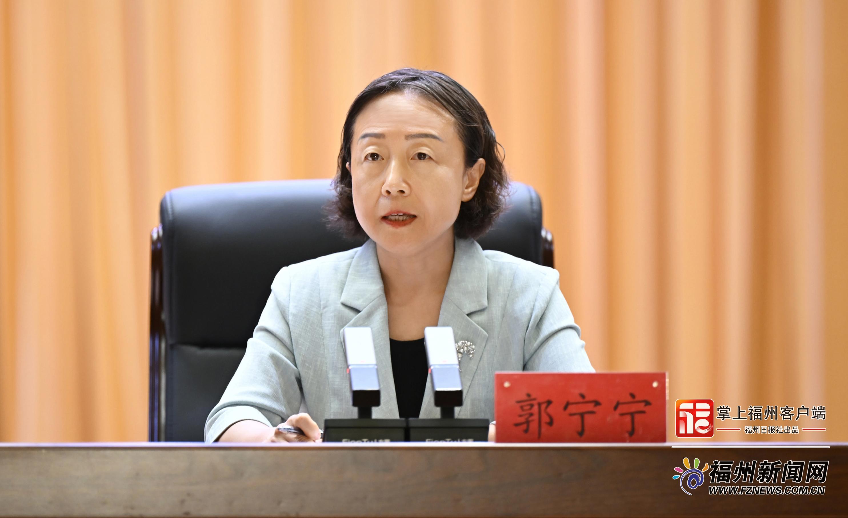 市委树立和践行正确政绩观学习教育专题党课暨全市警示教育会举行 市委树立和践行正确政绩观学习教育专题党课暨全市警示教育会举行